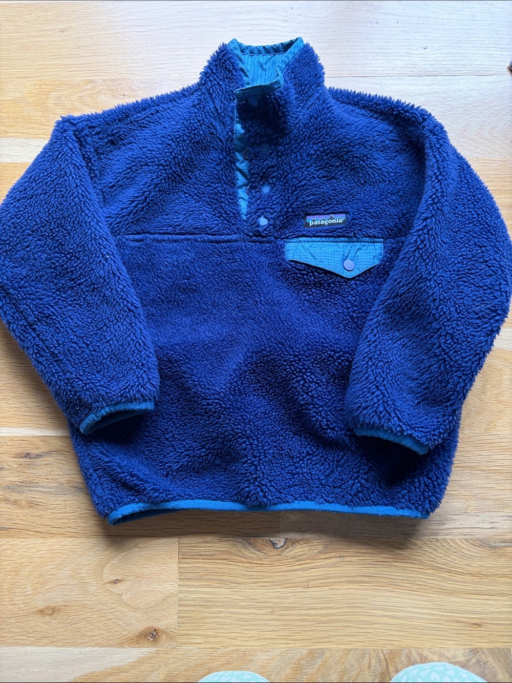 Patagonia Kids Blue Pullover Puffer Jacket with Navy Fleece size 4 - Picture 3 of 3